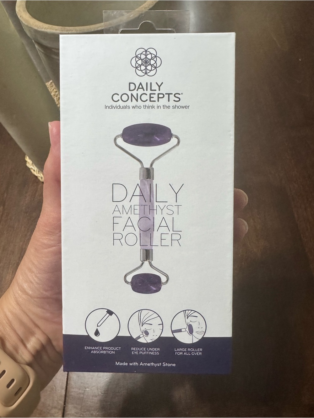 Daily Concepts Daily Amethyst Facial Roller – New in Box